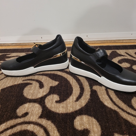 Brand new - Picture 3 of 4